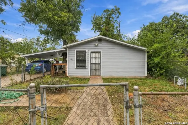221 S San Manuel St, San Antonio, TX 78237