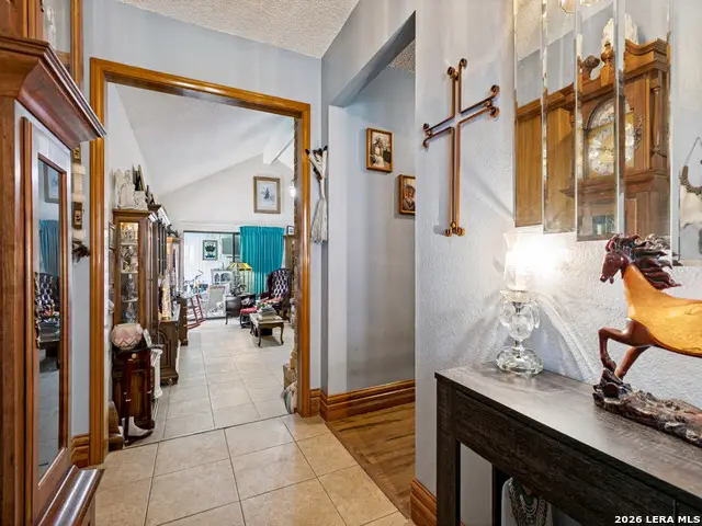 6419 Royal Rdg, San Antonio, TX 78239 - #3