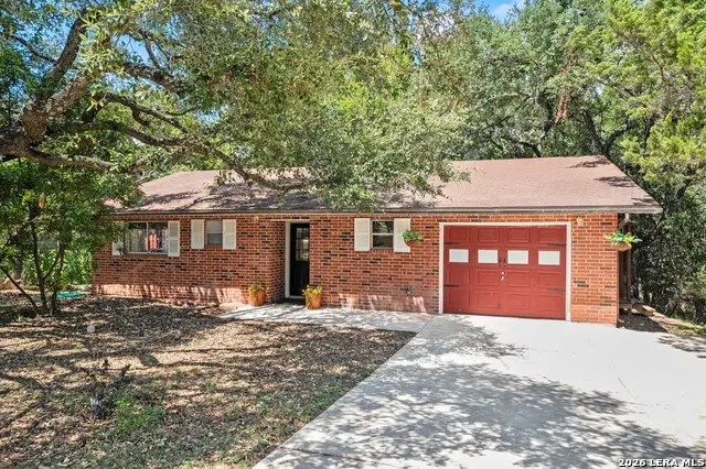 3067 Lakeview Dr, Canyon Lake, TX 78133 - #1