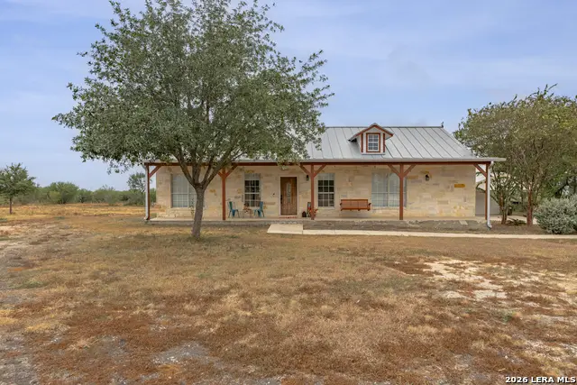 136 County Road 5781, Castroville, TX 78009 - #1