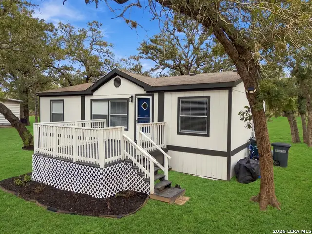 115 Dinks, Seguin, TX 78155 - #1
