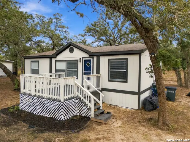 115 Dinks, Seguin, TX 78155 - #2