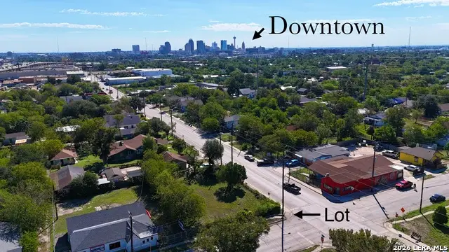 1753 W Poplar, San Antonio, TX 78207 - #2