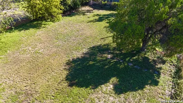 1753 W Poplar, San Antonio, TX 78207 - #3