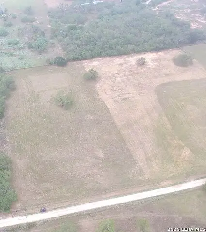 681 County Line Ln, Tr 2, San Antonio, TX 78223 - #2