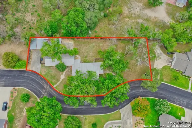 8 Wildwood Trl, New Braunfels, TX 78130 - #1