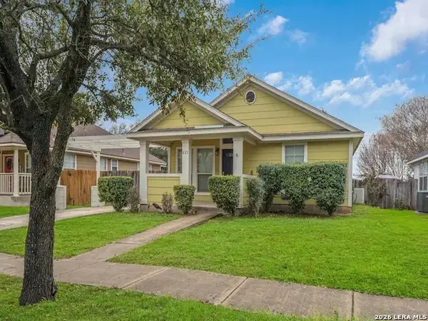 627 Claude W Black, San Antonio, TX 78203