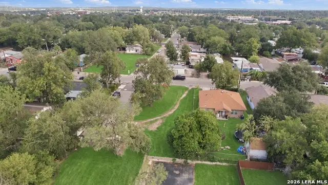 4262 W Cesar E Chavez Blvd, San Antonio, TX 78237 - #2