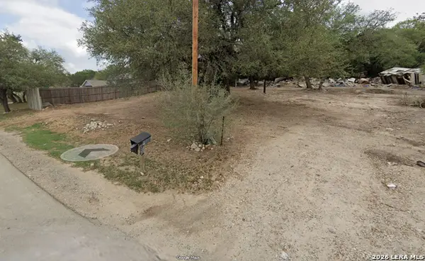741 Hancock Rd, Canyon Lake, TX 78133