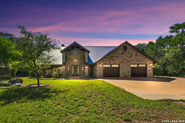 6454 N Us Highway 83, Leakey, TX 78873