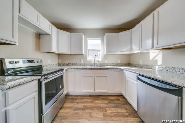 2727 Roselawn Rd, San Antonio, TX 78226 - #3