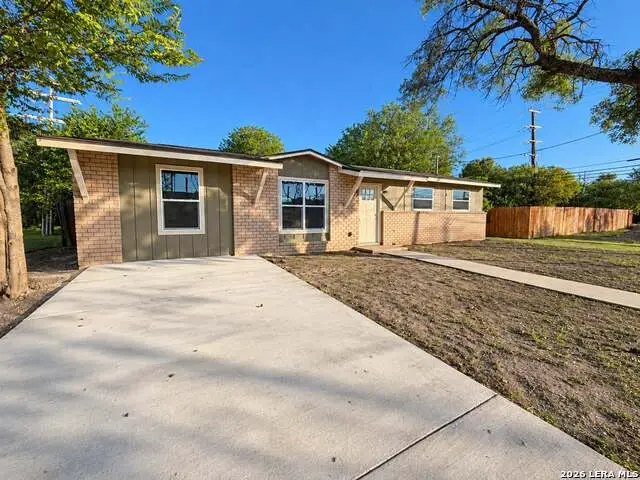 305 W Aviation Blvd, Universal City, TX 78148 - #1