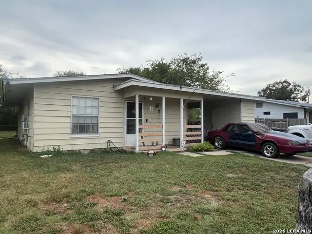 7411 Spur Valley St, San Antonio, TX 78242 - #1
