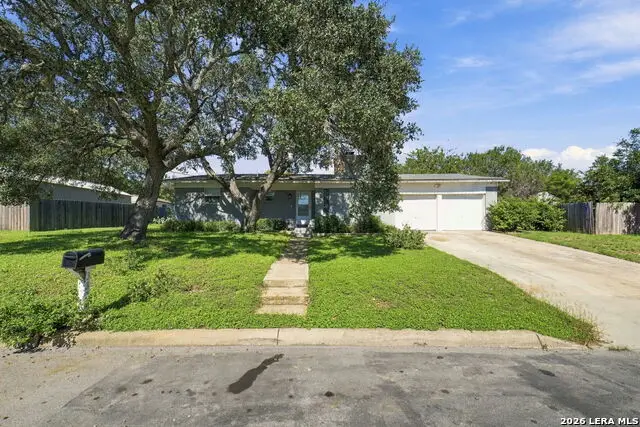 332 Mack Hollimon Dr, Kerrville, TX 78028 - #1