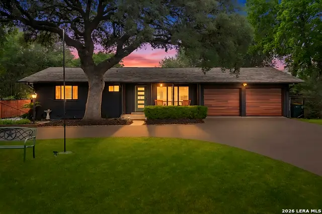 604 Schweppe St, Boerne, TX 78006 - #1