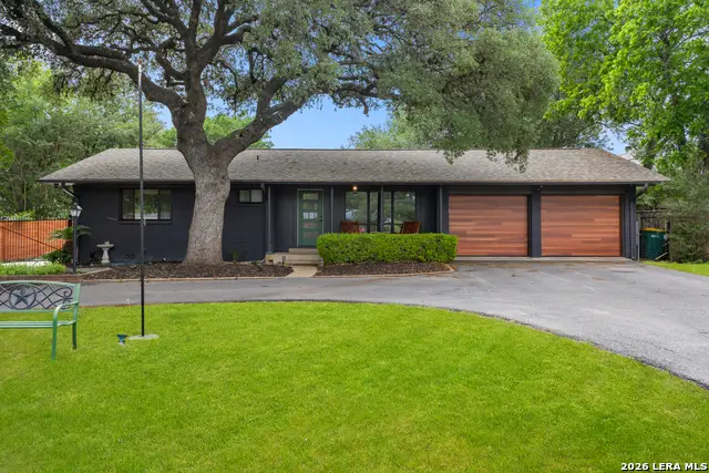 604 Schweppe St, Boerne, TX 78006 - #2