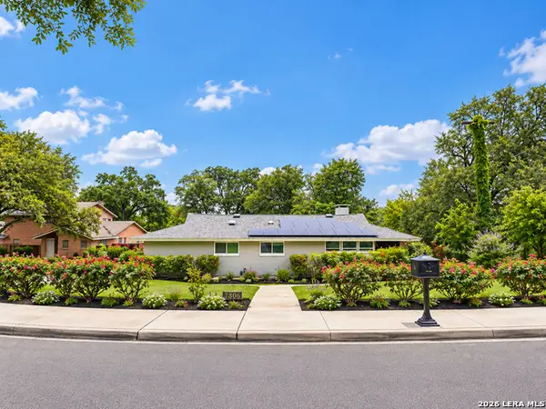 7306 Robin Rest Dr, San Antonio, TX 78209