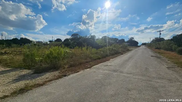 282 Blackfoot Trail, Bandera, TX 78003 - #2