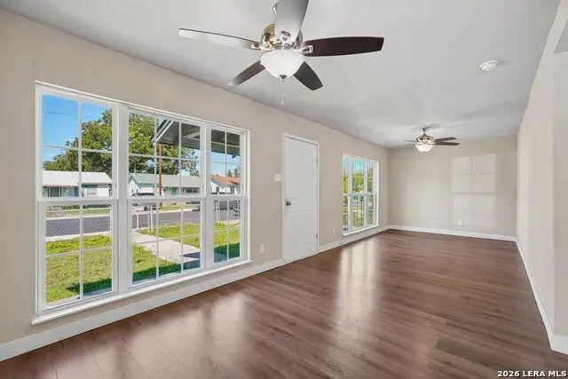 4324 Monterey St, San Antonio, TX 78237 - #2