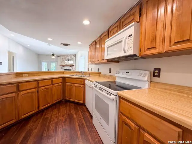 474 Seele St #6B, New Braunfels, TX 78130 - #2