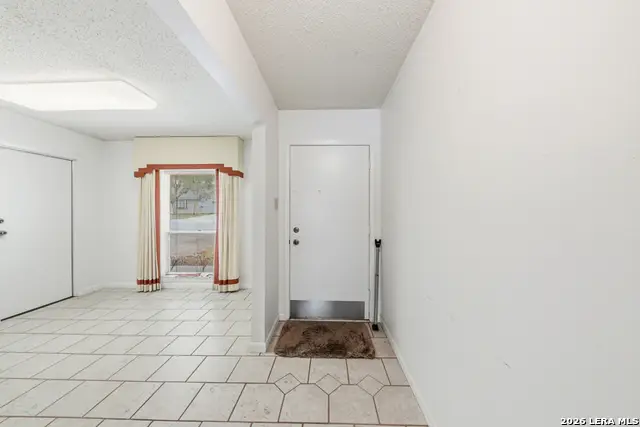 118 Clear Oak, Universal City, TX 78148 - #3