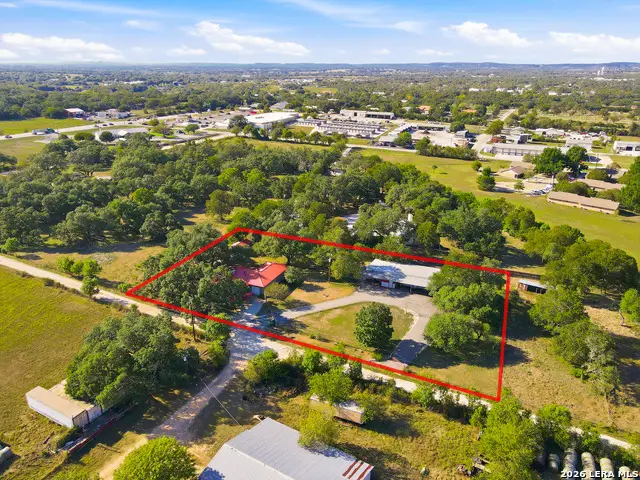 312 Gerald Dr, Blanco, TX 78606 - #2