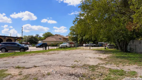 5807 S Flores, San Antonio, TX 78214