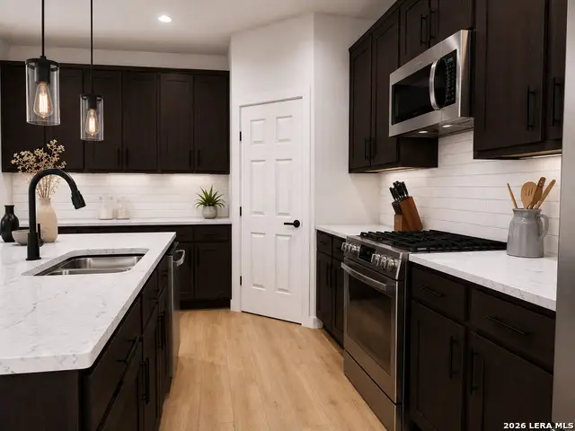 742 Converge Ct, Marion, TX 78124 - #2