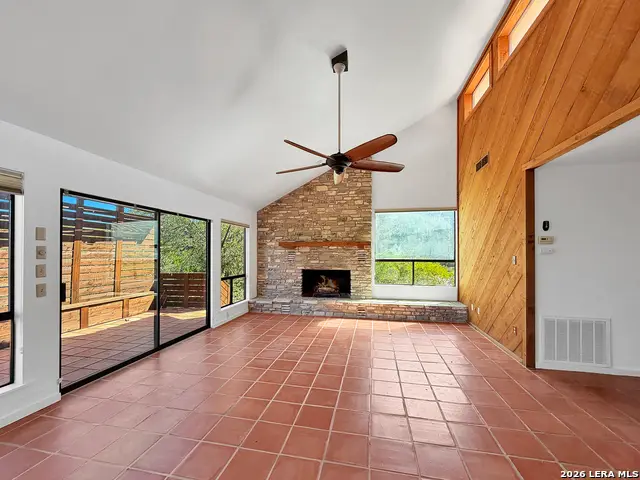 789 Barbara Dr, Canyon Lake, TX 78133 - #2