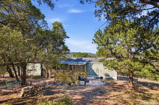 495 Kings Dr, Canyon Lake, TX 78133 - #2