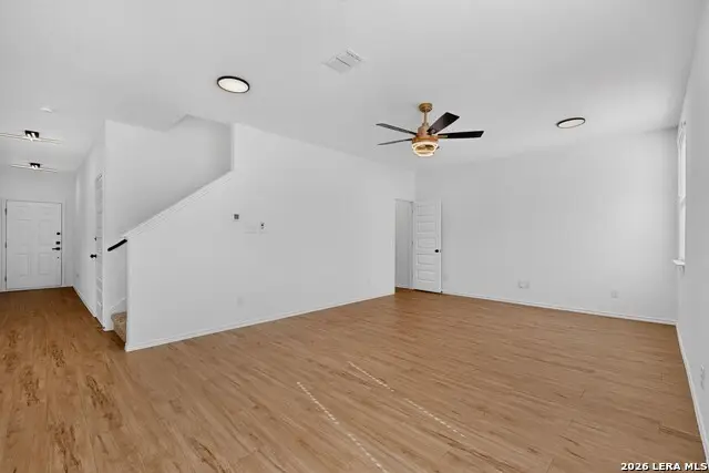 5306 Lisa Pt, Saint Hedwig, TX 78152 - #3