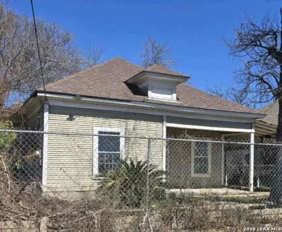 809 Leal St, San Antonio, TX 78207