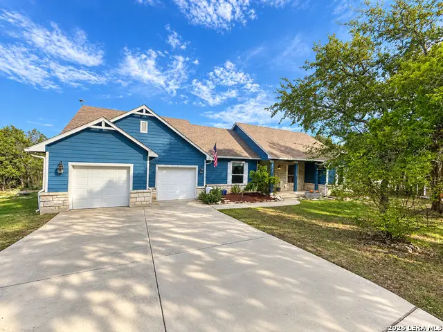 721 Hilltop Rdg, New Braunfels, TX 78132 - #1