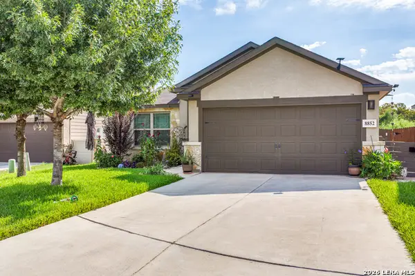 8852 Straight Oaks, San Antonio, TX 78254