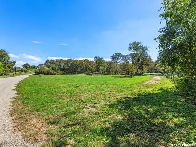 TBD Chickasaw Center, Seguin, TX 78155 - #2