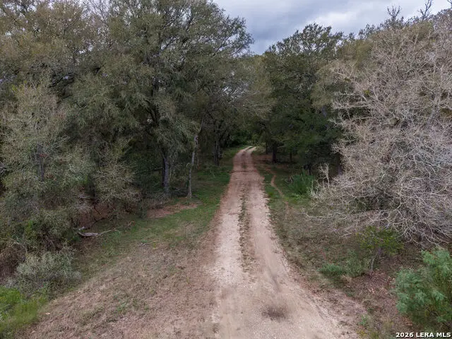 581 Eden Rd, Seguin, TX 78155 - #2
