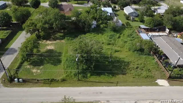 8107 W Dixon Rd, Somerset, TX 78069 - #1