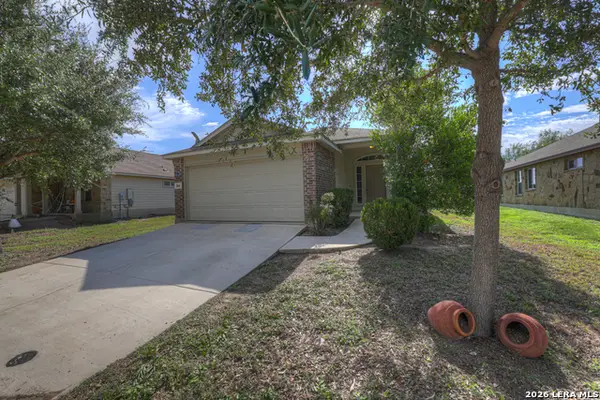 566 Briggs Dr, New Braunfels, TX 78130