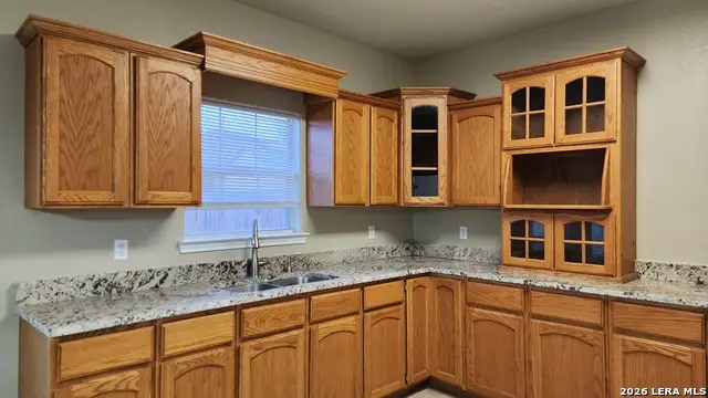 1901 Lindburgh Cir, Eagle Pass, TX 78852 - #2