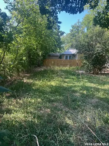 132 Orphan St, San Antonio, TX 78202 - #2