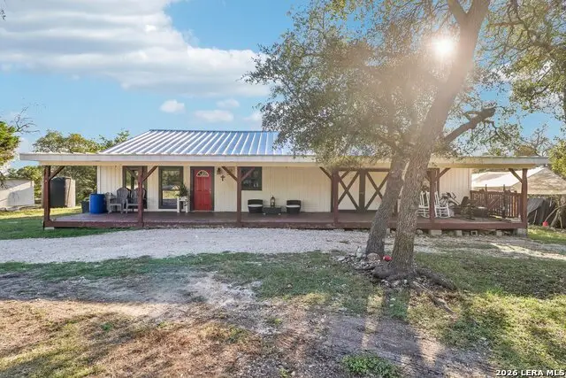 105 Cub Ln, Kerrville, TX 78028 - #1