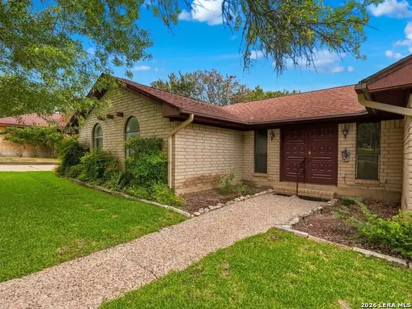 1744 Glen Road, Kerrville, TX 78028