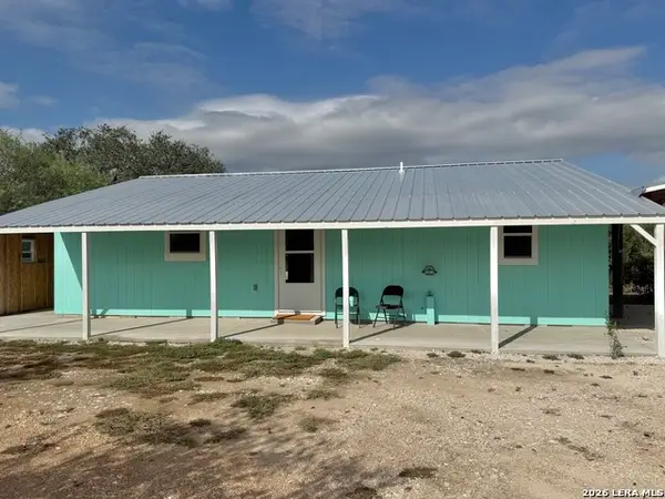 153 Pvt. 4022, Beeville, TX 78102