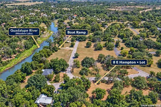 8 E Hampton Dr, Seguin, TX 78155 - #1