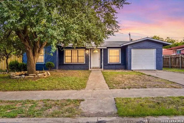 574 Lively Dr, San Antonio, TX 78213 - #1
