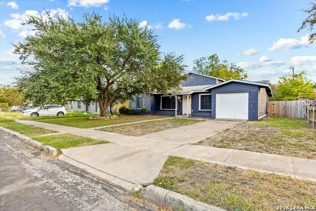 574 Lively Dr, San Antonio, TX 78213 - #2