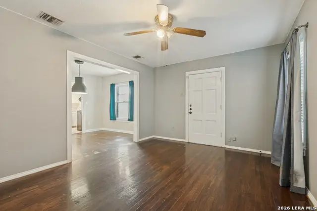 351 Walton Ave, San Antonio, TX 78225 - #2