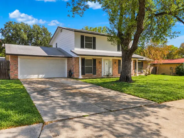 8006 Rustic Forest Dr, San Antonio, TX 78239 - #1