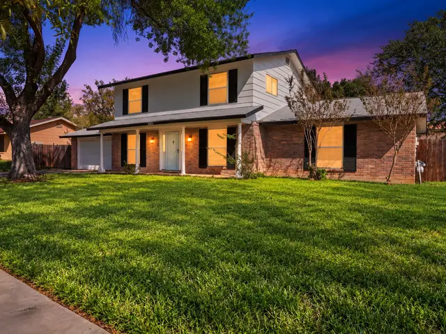 8006 Rustic Forest Dr, San Antonio, TX 78239 - #2