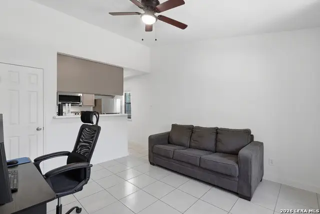 4803 Hmailton Wolfe Rd #924, San Antonio, TX 78229 - #3